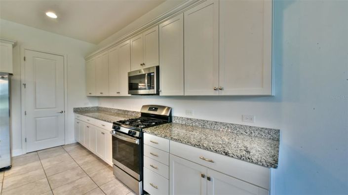 Image No.12-4 Bed House for sale
