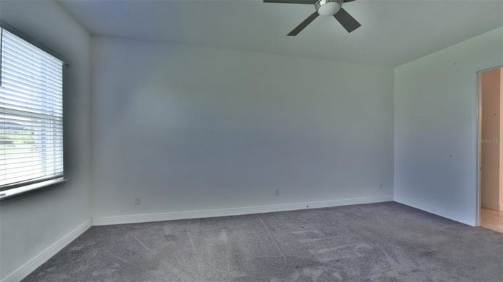 Image No.14-4 Bed House for sale