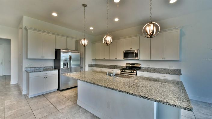 Image No.3-4 Bed House for sale