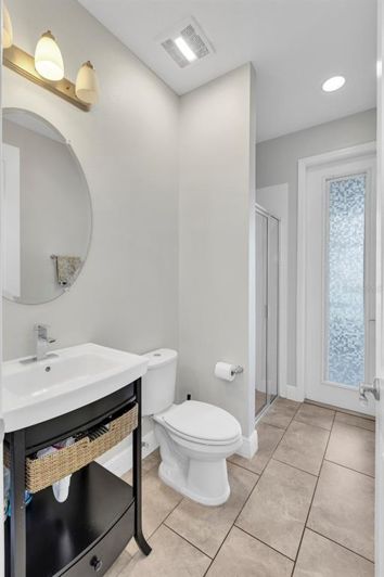 Image No.23-6 Bed House for sale