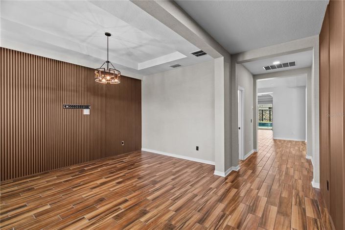 Image No.5-4 Bed House for sale