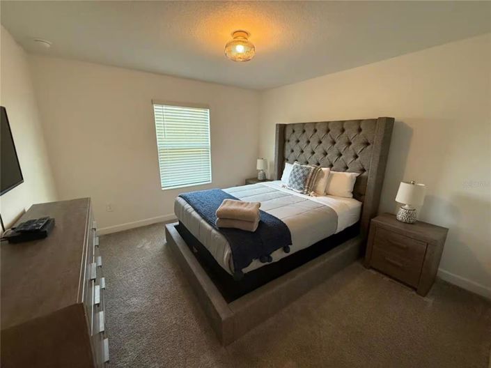 Image No.10-4 Bed Townhouse for sale