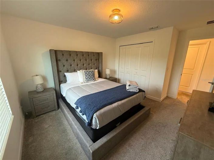 Image No.15-4 Bed Townhouse for sale