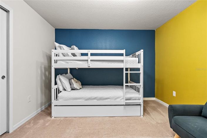 Image No.38-8 Bed House for sale