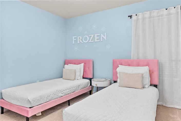 Image No.56-8 Bed House for sale