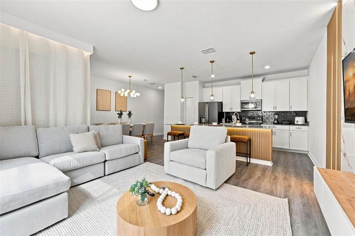 Image No.8-4 Bed Townhouse for sale