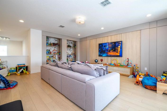 Image No.59-5 Bed House for sale