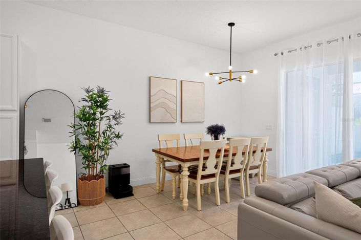 Image No.57-4 Bed Townhouse for sale