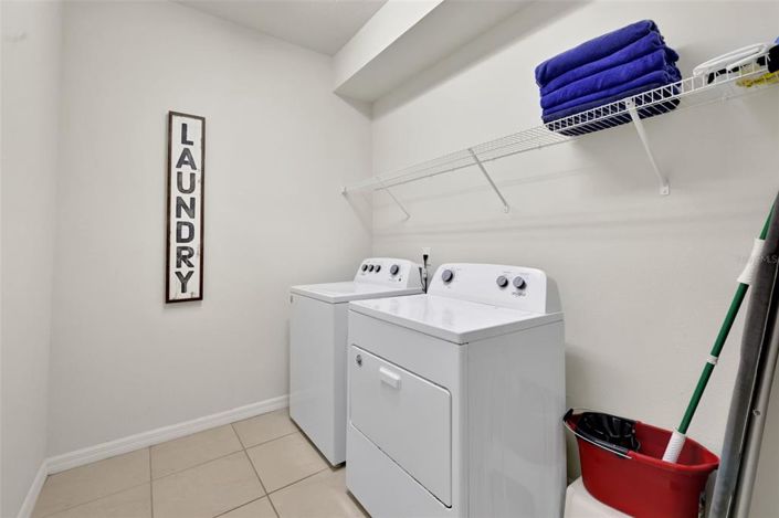 Image No.17-10 Bed House for sale