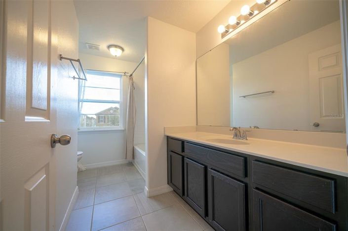 Image No.32-3 Bed House for sale