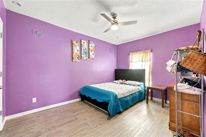 Image No.16-4 Bed House for sale