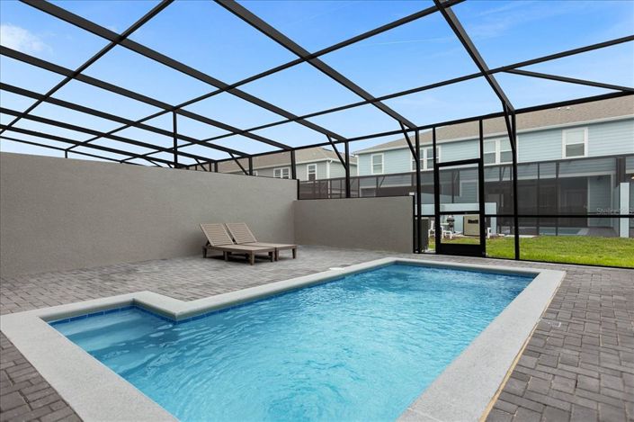 Image No.36-5 Bed Townhouse for sale