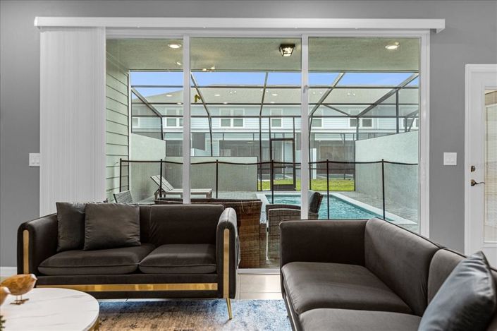 Image No.5-5 Bed Townhouse for sale