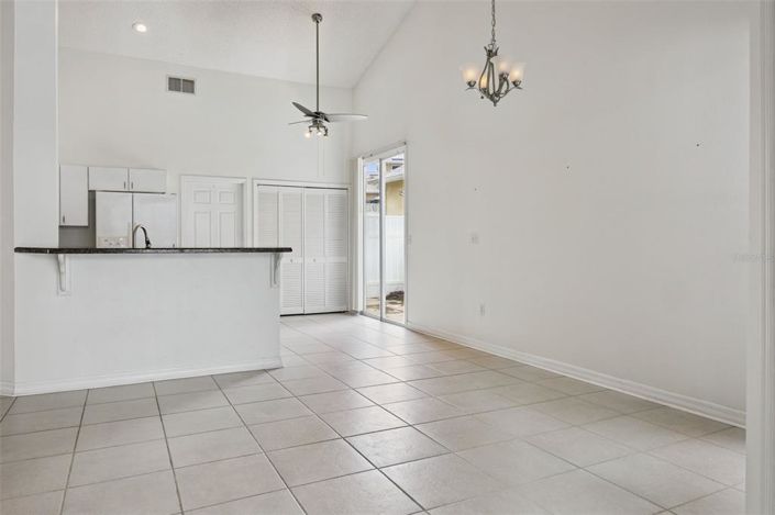 Image No.8-3 Bed House for sale
