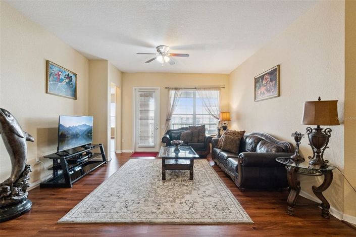 Image No.20-3 Bed Apartment for sale