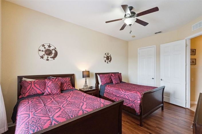 Image No.33-3 Bed Apartment for sale