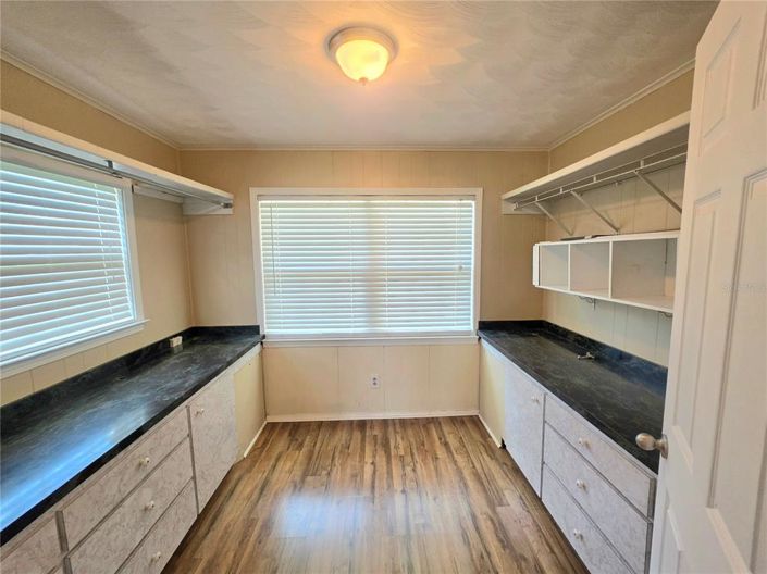 Image No.19-2 Bed House for sale