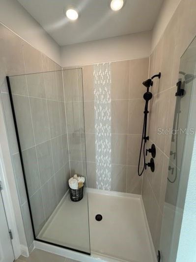 Image No.18-4 Bed House for sale