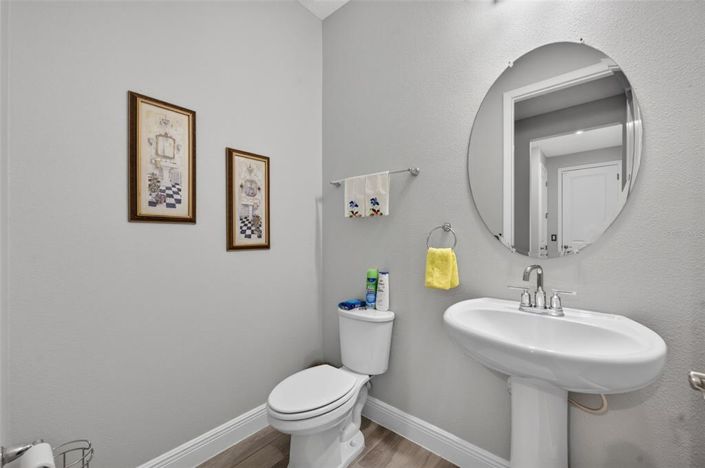 Image No.19-3 Bed Townhouse for sale