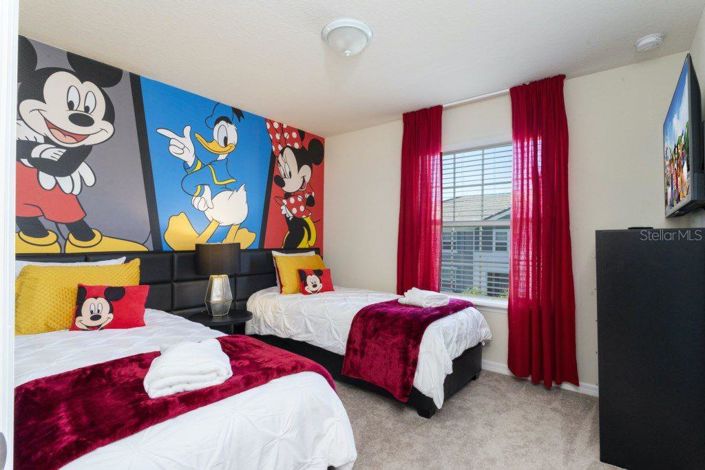 Image No.40-5 Bed Townhouse for sale