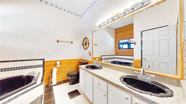 Image No.25-3 Bed House for sale