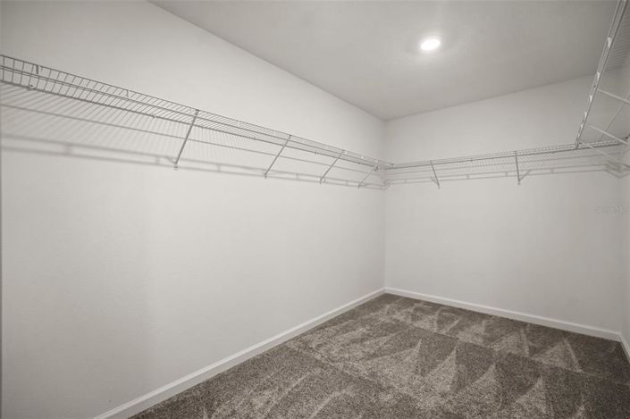 Image No.24-4 Bed House for sale