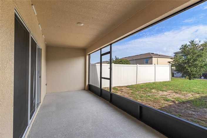 Image No.33-3 Bed Townhouse for sale