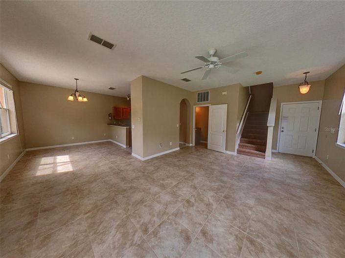 Image No.3-4 Bed House for sale