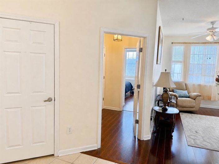 Image No.17-2 Bed Apartment for sale