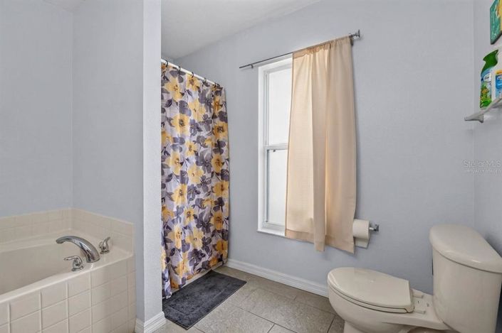 Image No.14-3 Bed House for sale