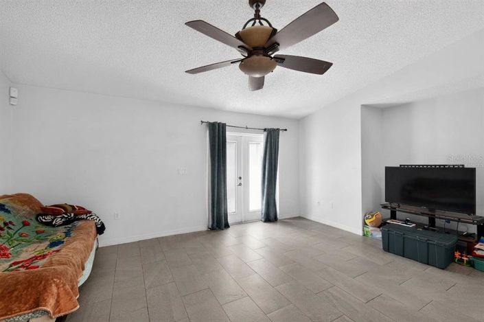 Image No.4-3 Bed House for sale