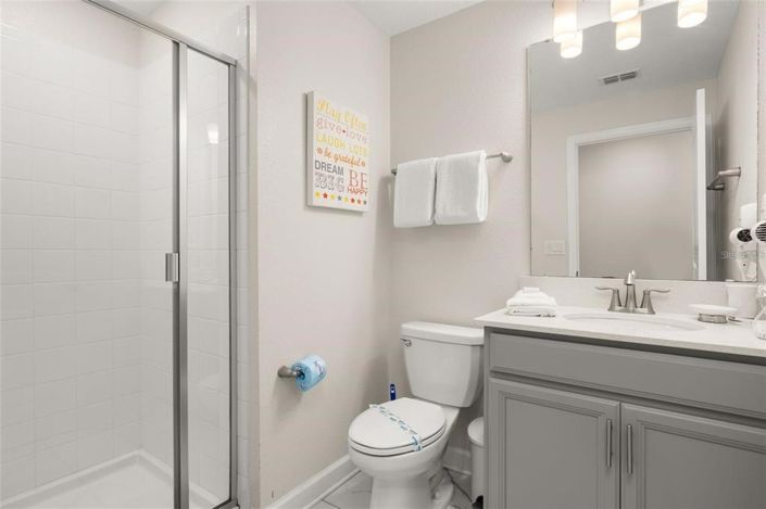 Image No.20-5 Bed Townhouse for sale