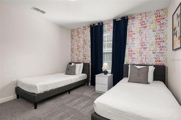 Image No.22-5 Bed Townhouse for sale