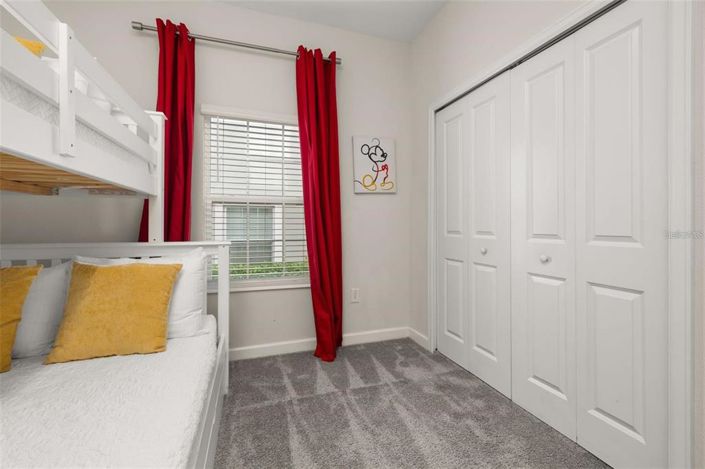 Image No.37-5 Bed Townhouse for sale
