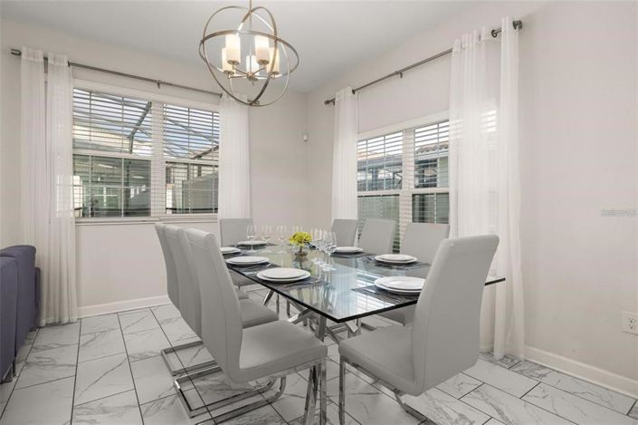 Image No.9-5 Bed Townhouse for sale