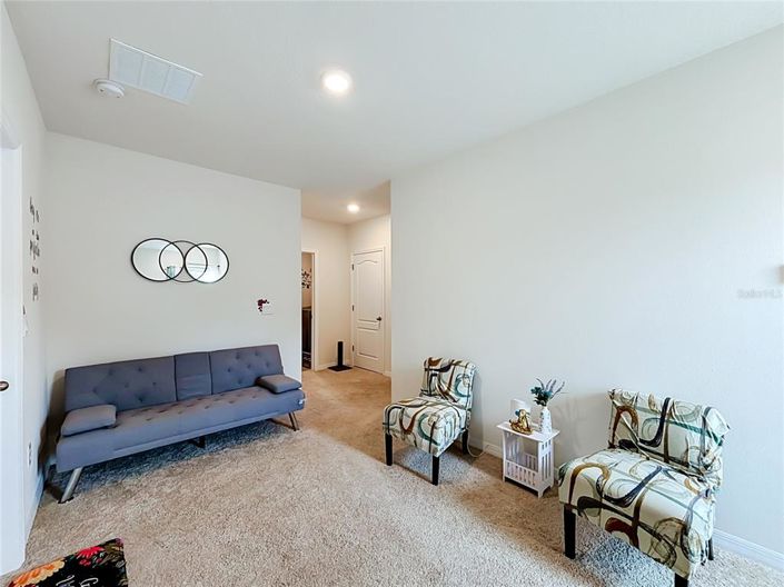 Image No.19-5 Bed House for sale