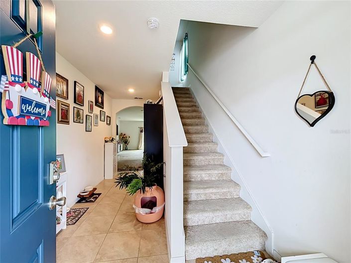Image No.6-5 Bed House for sale