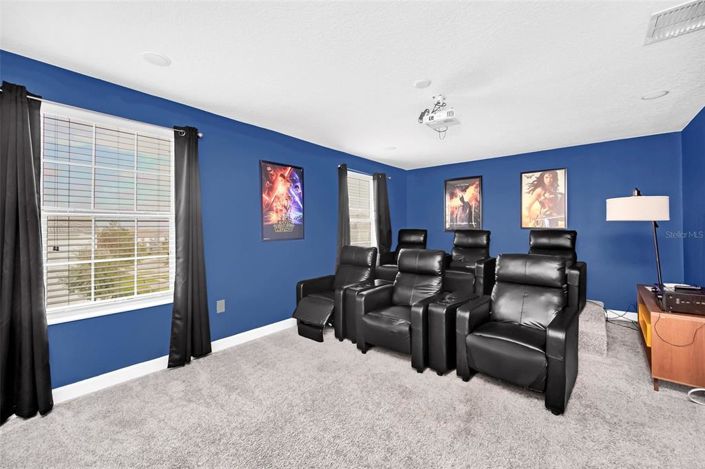 Image No.18-8 Bed House for sale