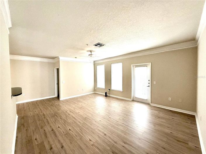 Image No.21-3 Bed Apartment for sale