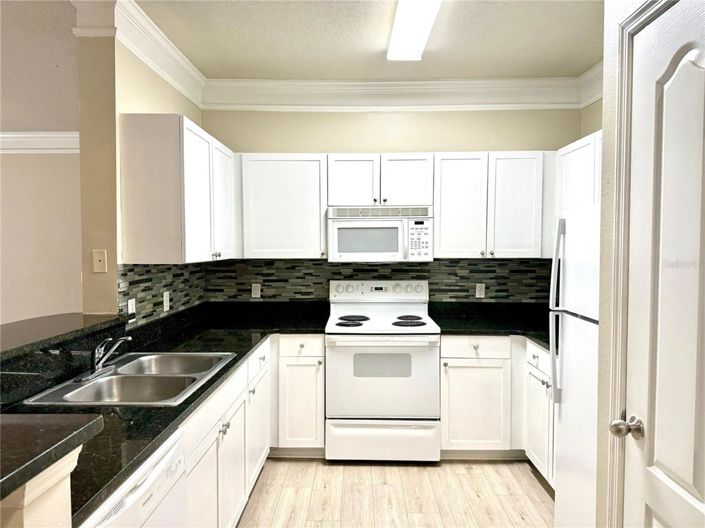 Image No.4-3 Bed Apartment for sale