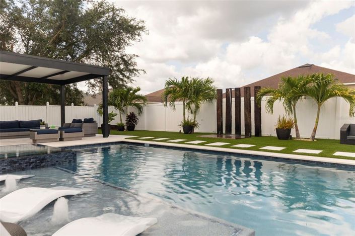 Image No.13-4 Bed House for sale