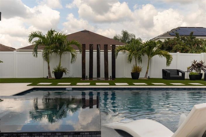 Image No.14-4 Bed House for sale
