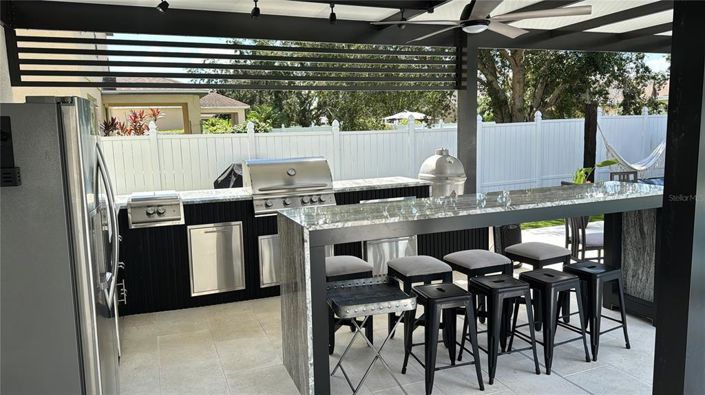 Image No.18-4 Bed House for sale
