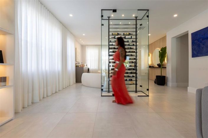 Image No.23-4 Bed House for sale