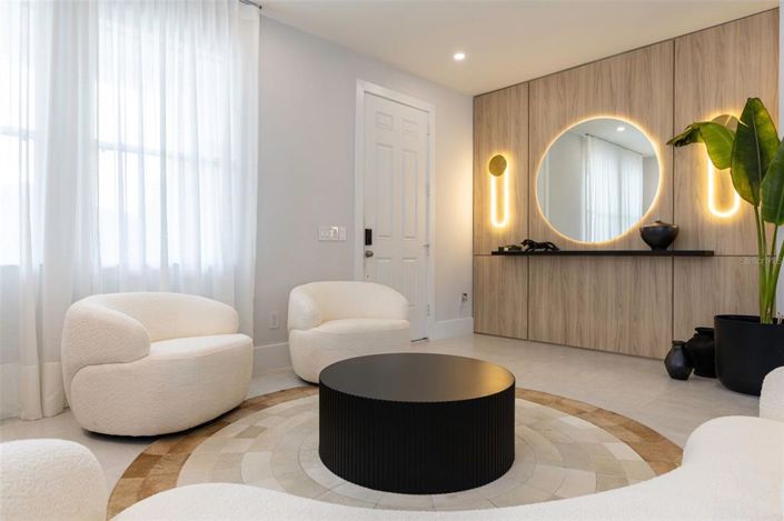 Image No.26-4 Bed House for sale