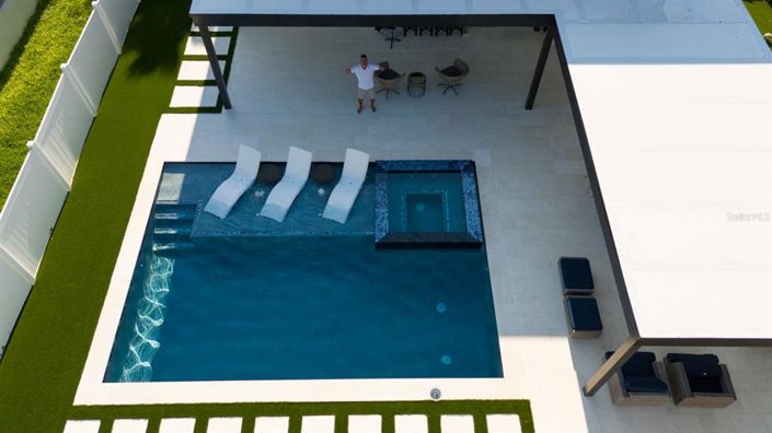 Image No.3-4 Bed House for sale