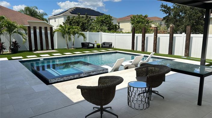 Image No.9-4 Bed House for sale