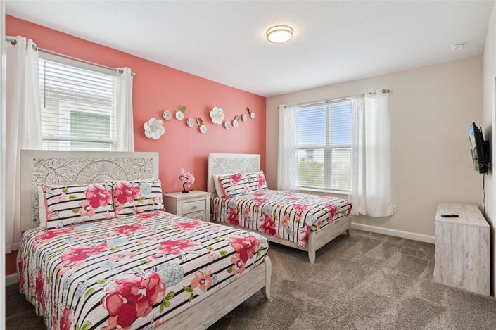 Image No.20-5 Bed House for sale