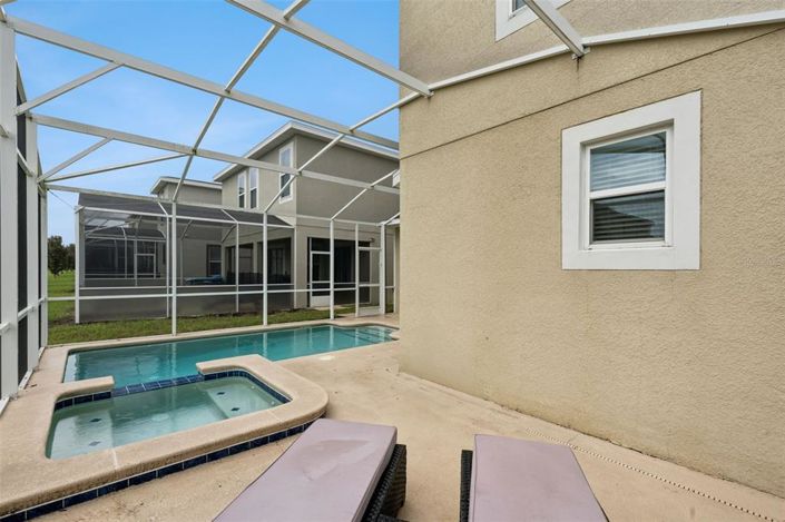 Image No.30-5 Bed House for sale