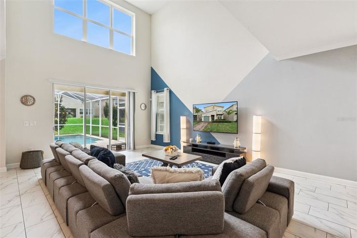 Image No.7-5 Bed House for sale
